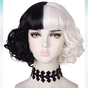 Dicos Short Black and White Wig